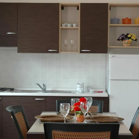 אתר נופש Villaggio Santandrea 3*