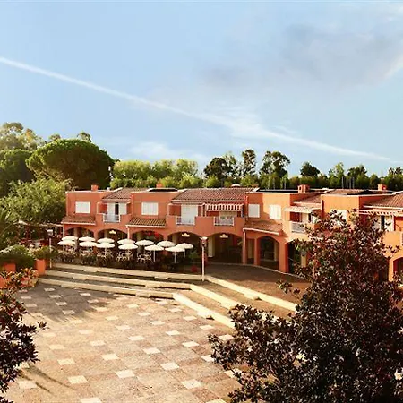 Resort Villaggio Santandrea 3*